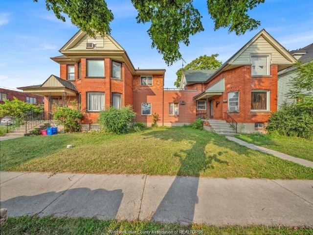 house for rent in 669 Marentette Unit# Main Windsor, Ontario