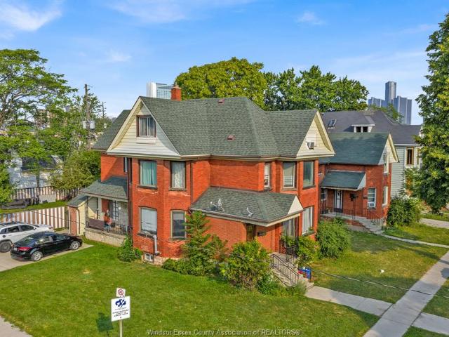 house for rent in 677 Marentette Unit# Upper Windsor, Ontario