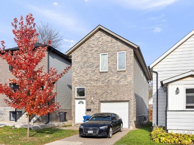 house for rent in 700 Bridge Avenue Unit# Per Room Windsor, Ontario
