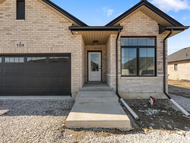 house for rent in 709 Elliot Point Road Unit# B Amherstburg, Ontario