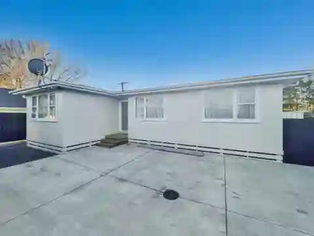 house for rent in 77B Maxwells Line, Awapuni, Palmerston North, New Zealand