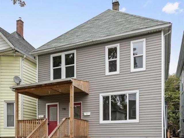 house for rent in 746 Dougall Avenue Unit# Upper Windsor, Ontario