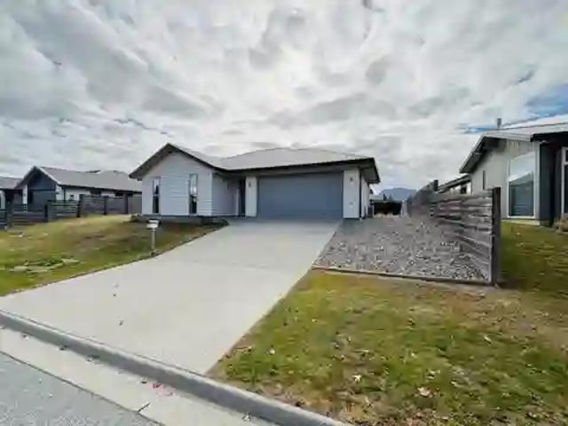house for rent in 7 Sunnyside Lane, Wanaka, New Zealand