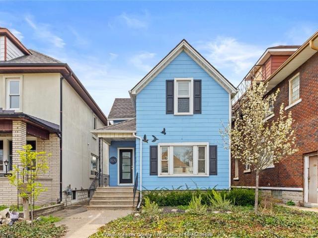 house for rent in 809 Gladstone Windsor, Ontario