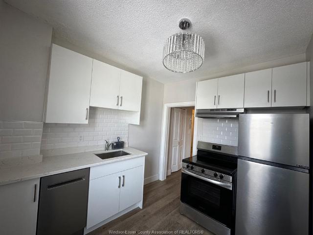 house for rent in 809 Erie Street Unit# 1 Windsor, Ontario