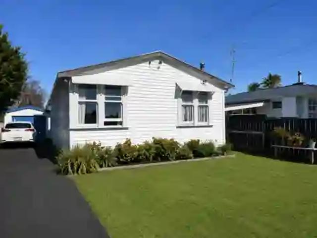 house for rent in 97 Broadway, Carterton, New Zealand