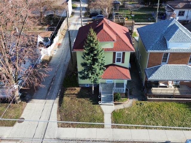house for rent in 941 Cataraqui Windsor, Ontario
