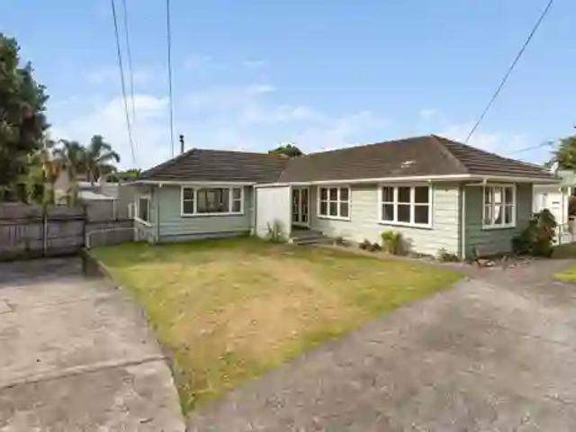 house for rent in 9 Bluegum Road, Paraparaumu Beach, Kapiti Coast, New Zealand