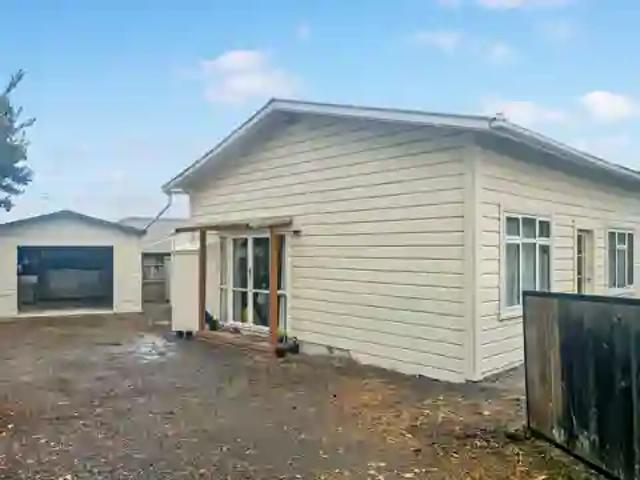 house for rent in 10 Stanley Street, Dannevirke, Tararua, New Zealand