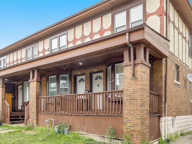 house for rent in 116 Elm Avenue Windsor, Ontario
