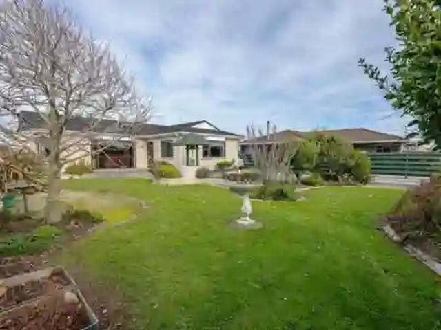 house for rent in 116 Kelvin Grove Road, Kelvin Grove, Palmerston North, New Zealand
