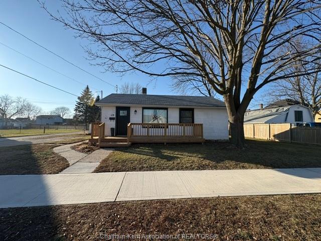 house for rent in 119 Lorne Avenue Wallaceburg, Ontario