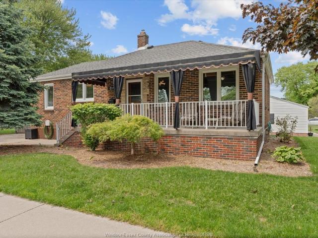 house for rent in 12374 Renaud Street Unit# Main Level Tecumseh, Ontario