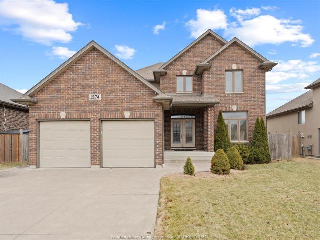 house for rent in 1274 Deer Run Trail Lakeshore, Ontario