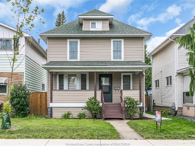 house for rent in 1457 Dougall Windsor, Ontario