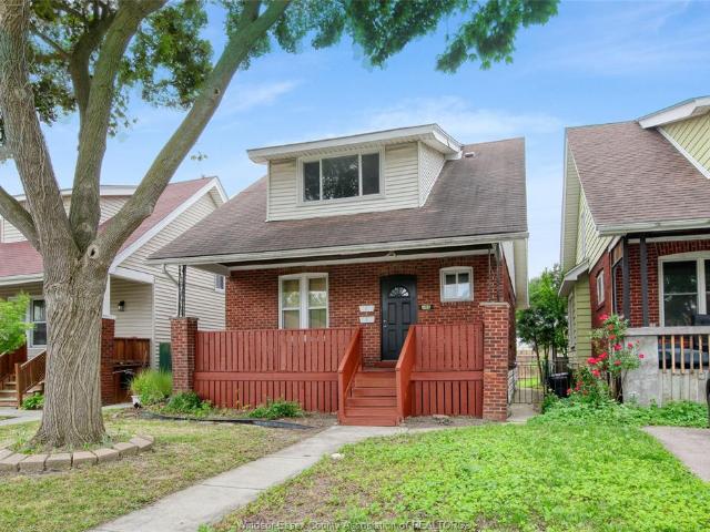 house for rent in 1453 Marentette Unit# Upper Windsor, Ontario