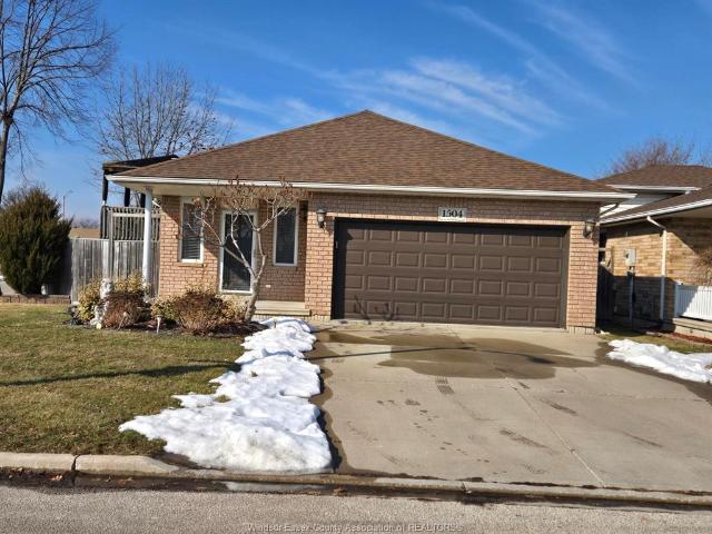 house for rent in 1504 Fuller Windsor, Ontario
