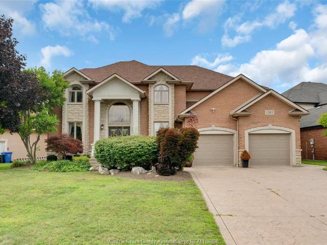 house for rent in 1585 Stoneybrook Crescent Windsor, Ontario