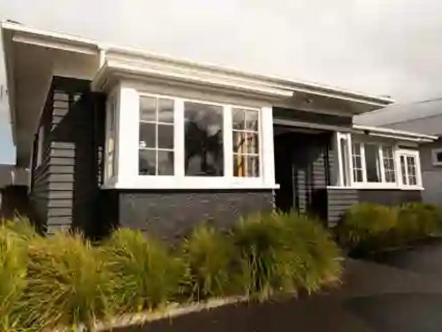 house for rent in 180 Cambridge Road, Hillcrest, Hamilton, New Zealand