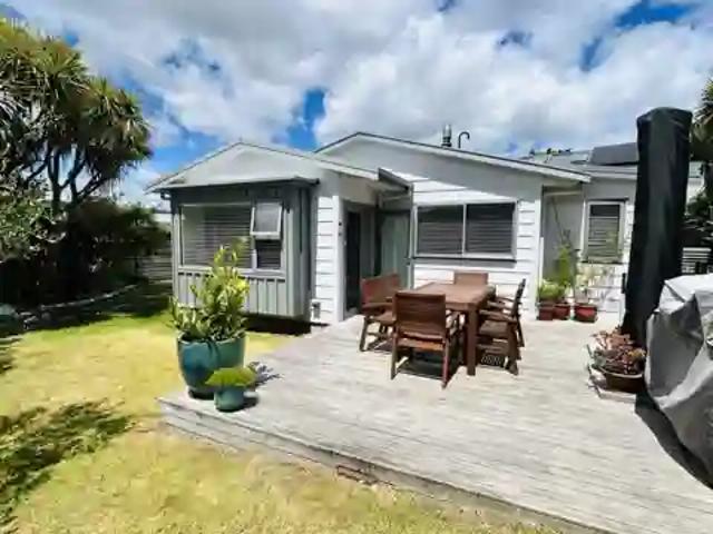 house for rent in 185 Tutere Street, Waikanae Beach, Kapiti Coast, New Zealand