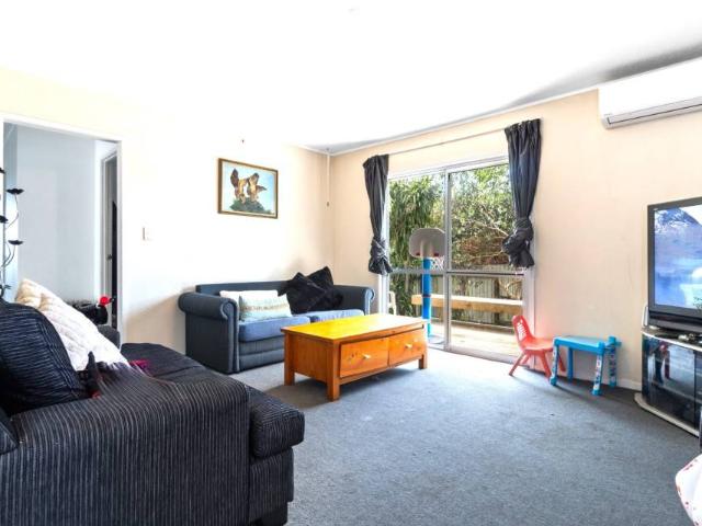 House for rent in 20/1 Burundi Avenue, Clendon Park, Manukau City, Auckland