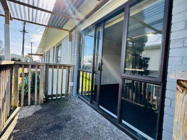 House for rent in 2/22 Harwood Road Mount Wellington