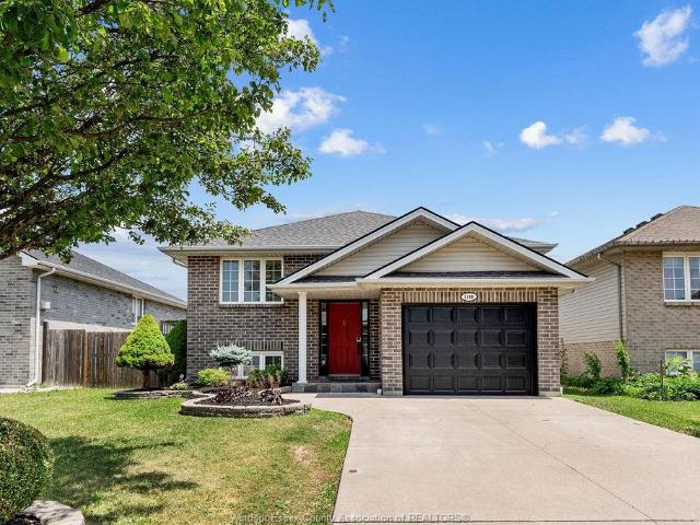 house for rent in 2340 Katella Avenue Windsor, Ontario