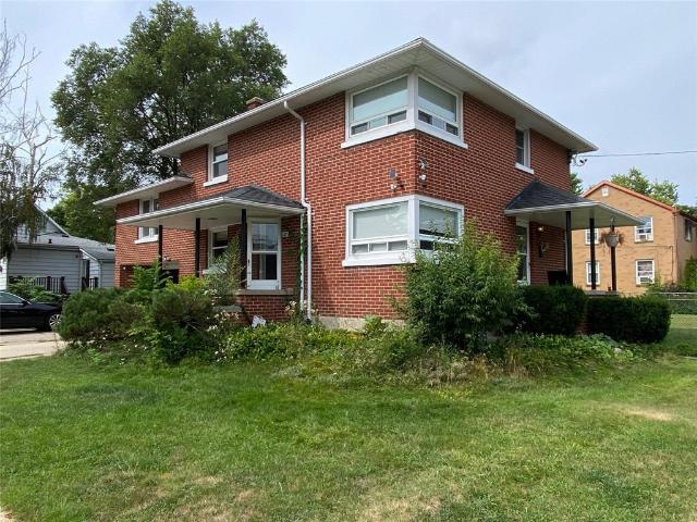 house for rent in 249 Elgin Street Sarnia, Ontario