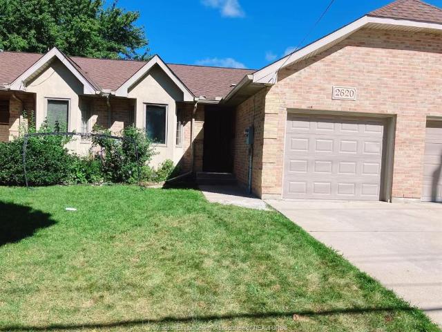 house for rent in 2620 Norfolk Street Windsor, Ontario