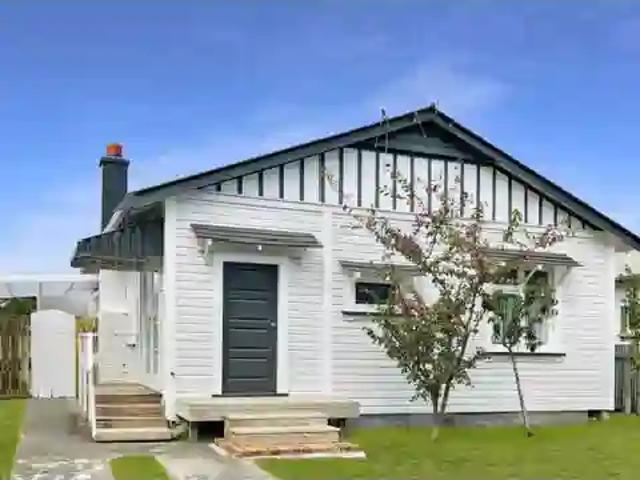 house for rent in 26 Tay Street, Aramoho, Whanganui, New Zealand