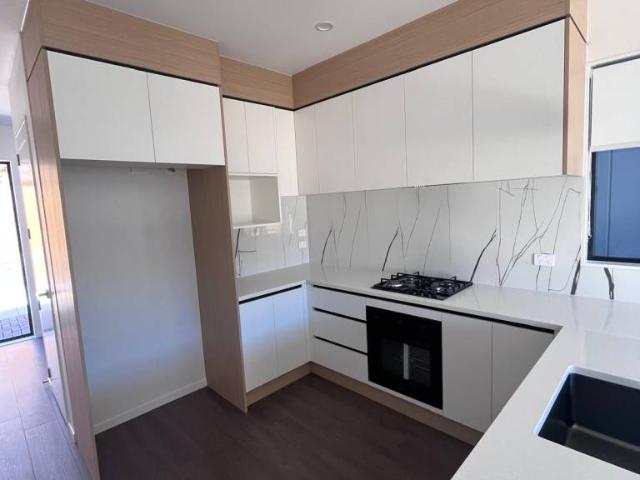 House for rent in 31 Booralee Avenue, Botany Downs, Manukau City