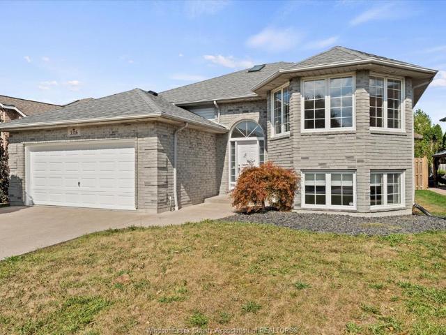 house for rent in 3316 Kenilworth Windsor, Ontario