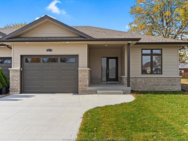 house for rent in 332 Victoria Avenue Amherstburg, Ontario