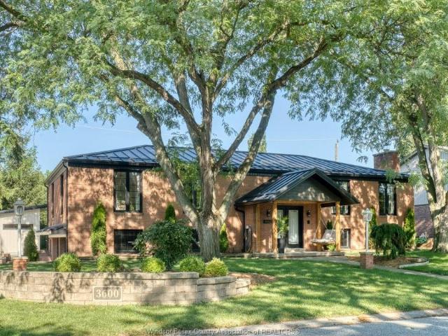 house for rent in 3600 Huntington Avenue Windsor, Ontario