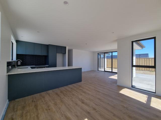 House for rent in 39 Florence Drive, Lincoln Canterbury