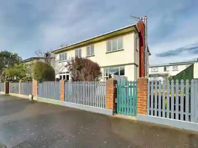 house for rent in Unit 12, 145 Esk Street, City Centre, Invercargill, New Zealand