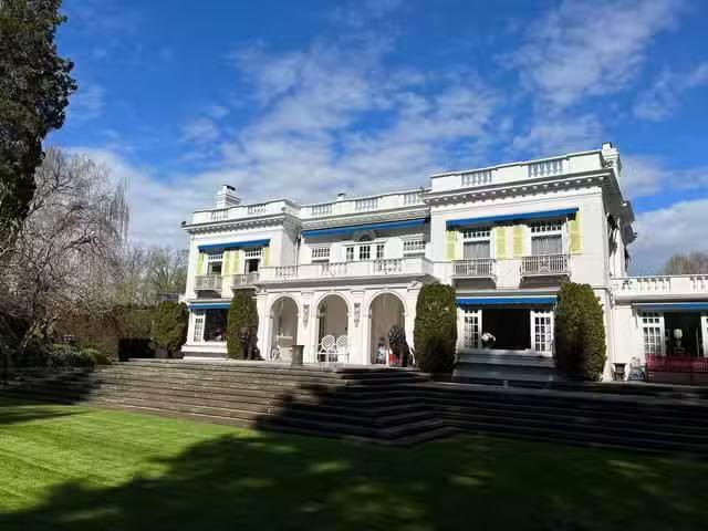 House for rent in Vancouver, Vancouver West, 3380 the Crescent.