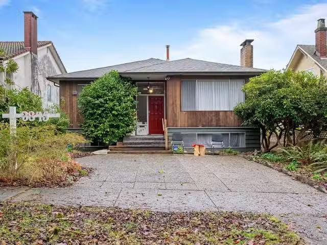 House for rent in Vancouver, Vancouver West, 3845 W 14 Avenue.