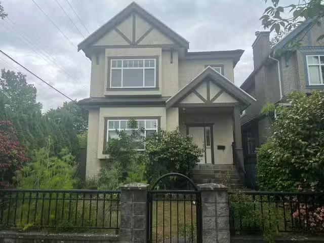 House for rent in Vancouver, Vancouver West, MF 8006 Cartier S.