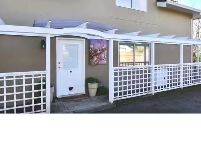 House for rent in White Rock, South Surrey White Rock, 1522 Ni.
