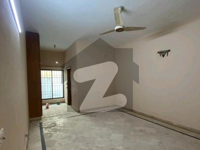House For rent In Beautiful F 11