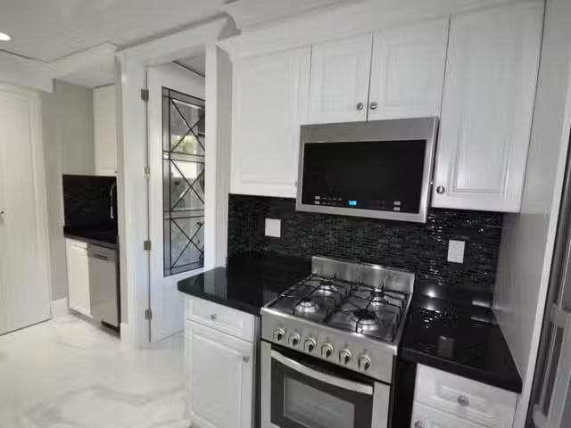 House for rent in Burnaby, Burnaby East, 7505 Kingsway, 263143.