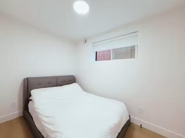 House for rent in Burnaby, Burnaby East, Basement 7489 17th Av.