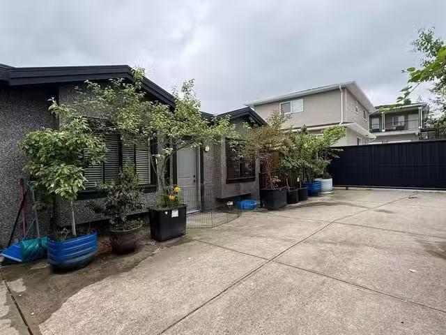 House for rent in Burnaby, Burnaby East, Laneway 7835 1st Stre.