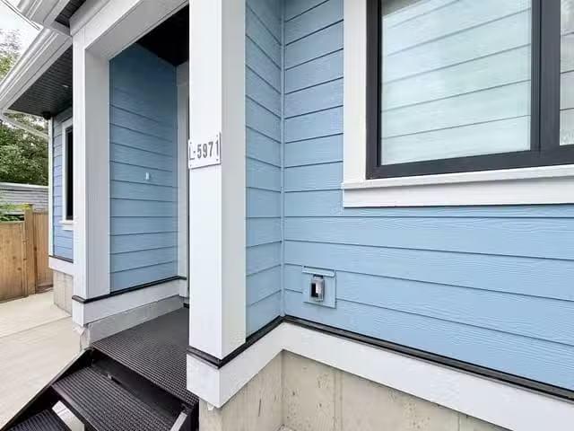 House for rent in Burnaby, Burnaby South, Laneway 5971 Sperlin.