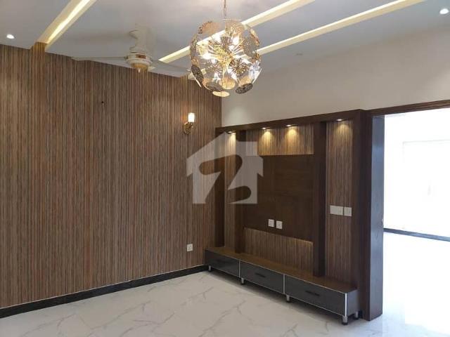 House For Rent In Central Park Housing Scheme