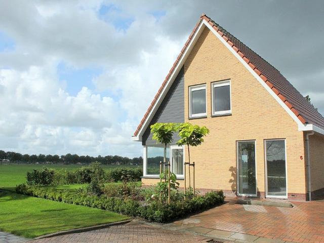 house for rent in Corona 6 1747EJ Schagen Tuitjenhorn West en Zuid Tuitjenhorn