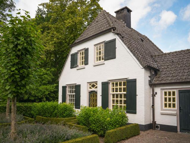 house for rent in Dr. J. v.d. Mortellaan 3 5091JJ Oirschot Verspreide huizen Oostelbeers Oost West en Middelbeers