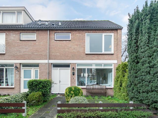 house for rent in Else Mauhsstraat 1 1183EB Amstelveen Heldenbuurt Amstelveen
