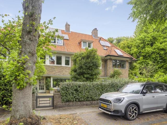 house for rent in Ernst Casimirlaan 81 2051HB Bloemendaal Overveen Overveen